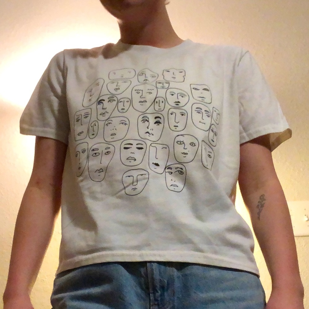 art print graphic tee